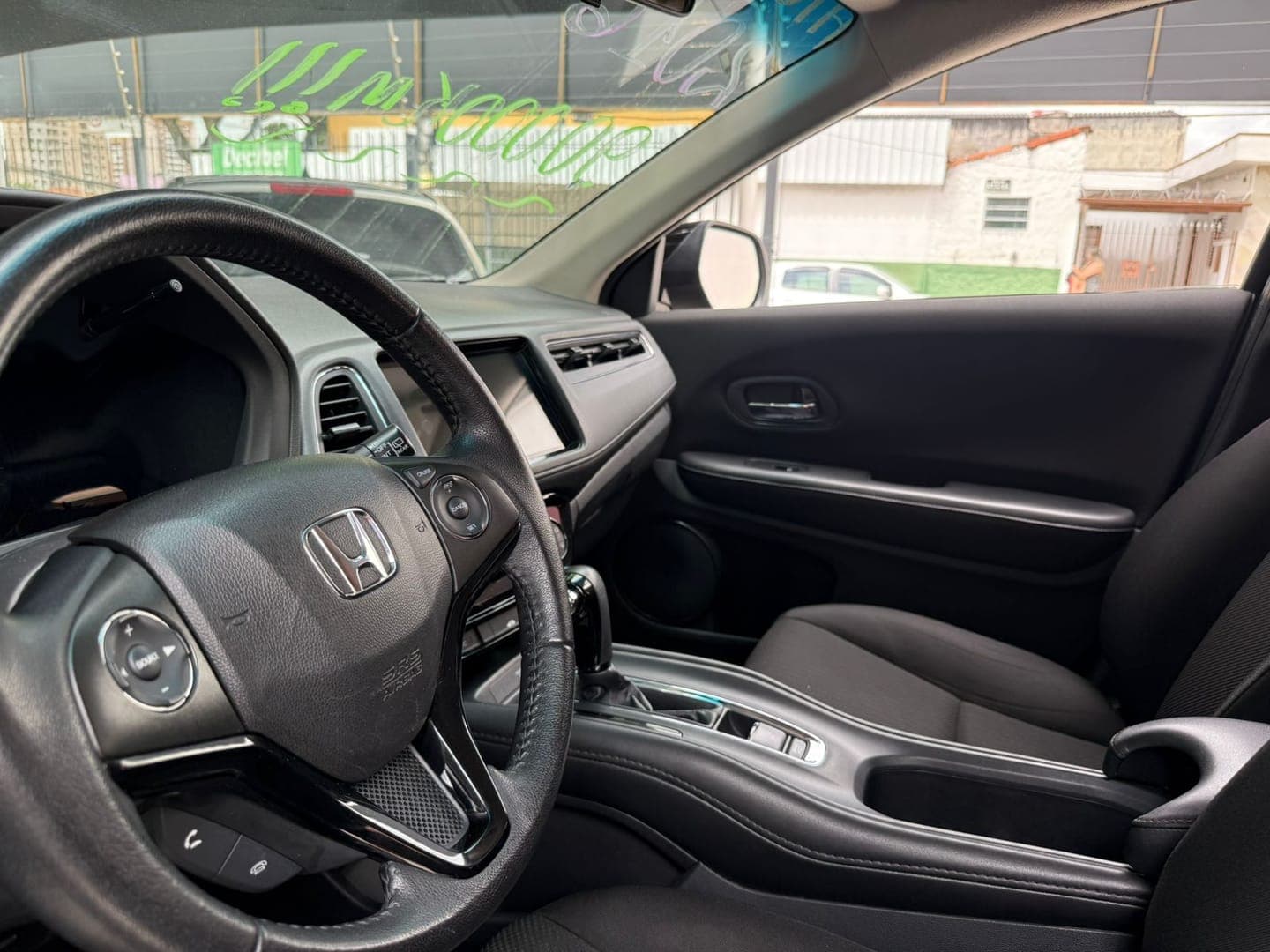 Honda HR-V 1.8 FlexOne - Miniatura 3