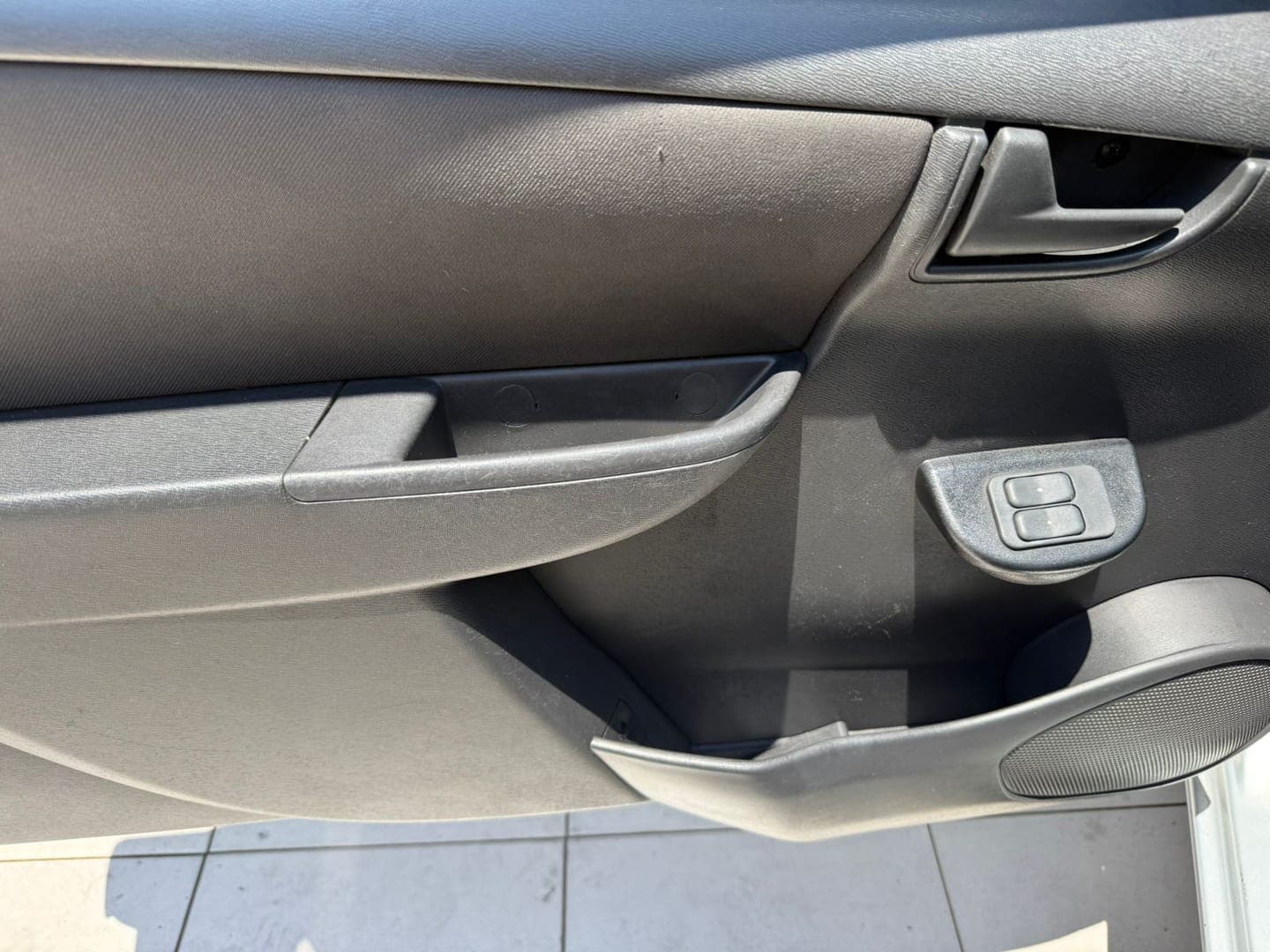 Chevrolet CELTA 1.0 VHC FLEX - Miniatura 4