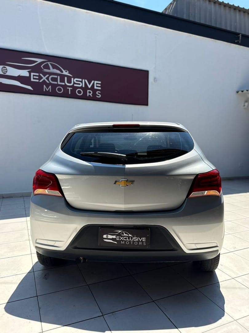 Chevrolet ONIX - Miniatura 5