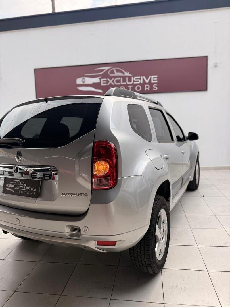 Renault DUSTER - Miniatura 5