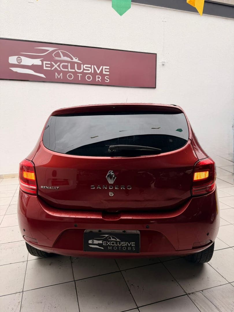 Renault SANDERO - Miniatura 4
