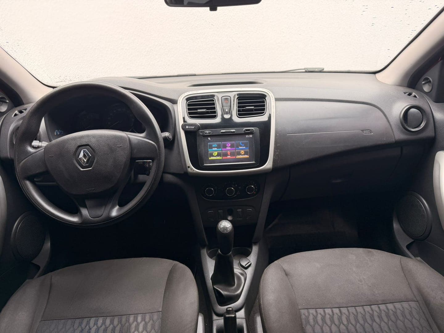 Renault SANDERO - Miniatura 9