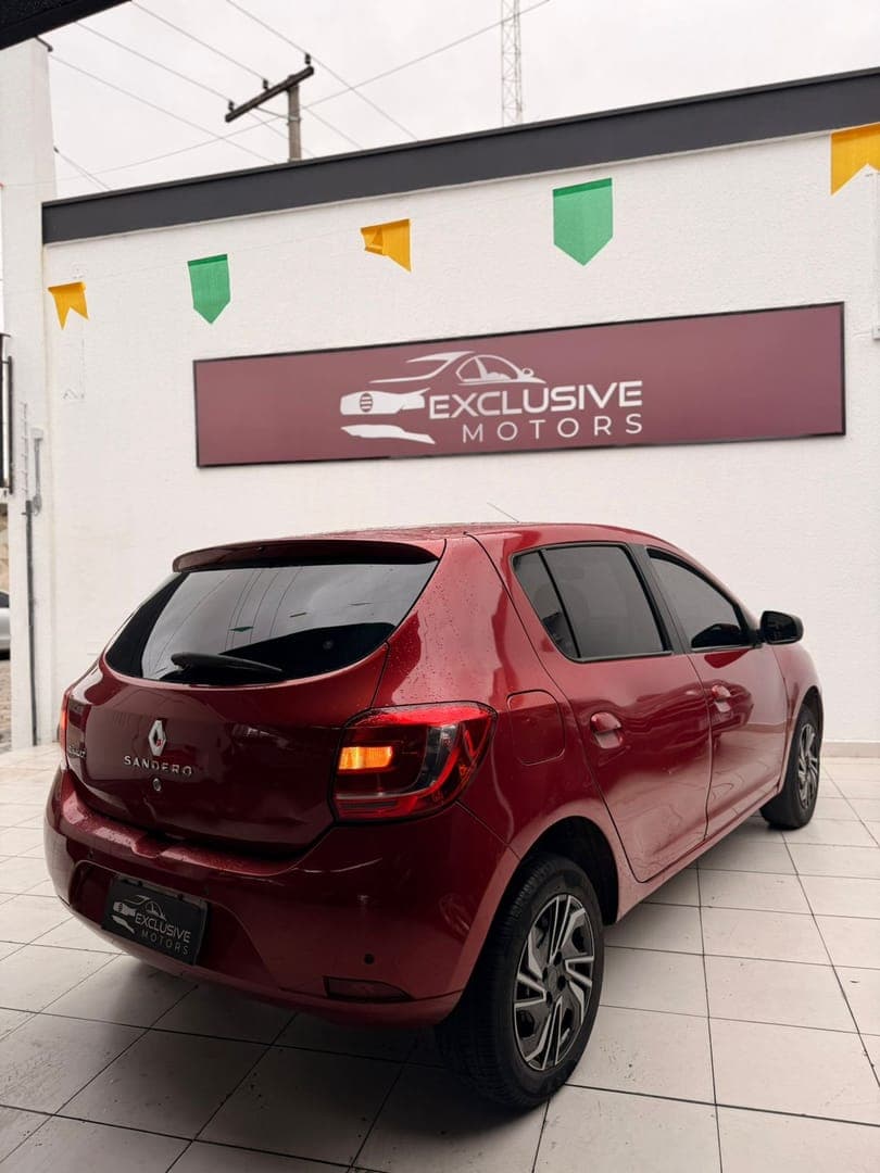 Renault SANDERO - Miniatura 6