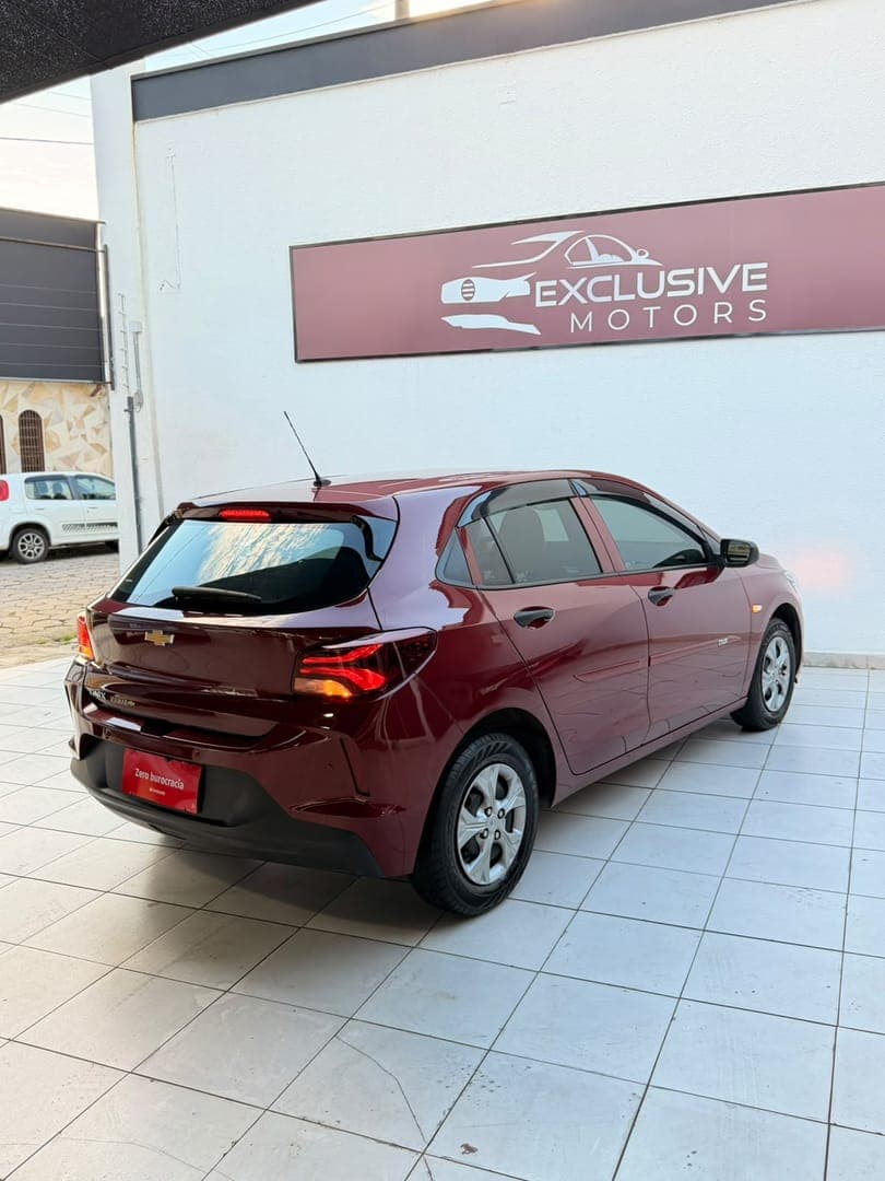 Chevrolet ONIX HATCH - Miniatura 3
