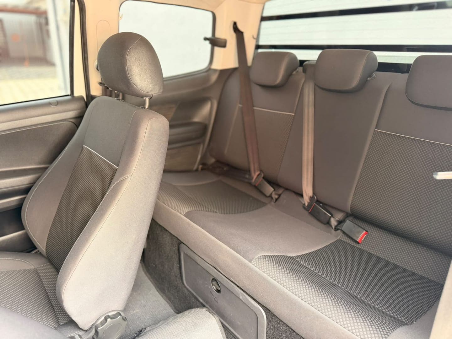 Volkswagen SAVEIRO ROBUST 1.6 - Miniatura 5